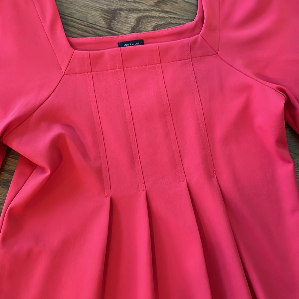 Ann Taylor Top - Picture 2 of 4